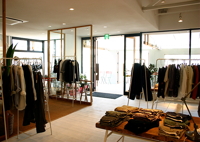 quadro sundry store 緑店